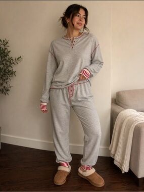 Women’s Gray & Red Contrast Lounge Set – Size Small/Med